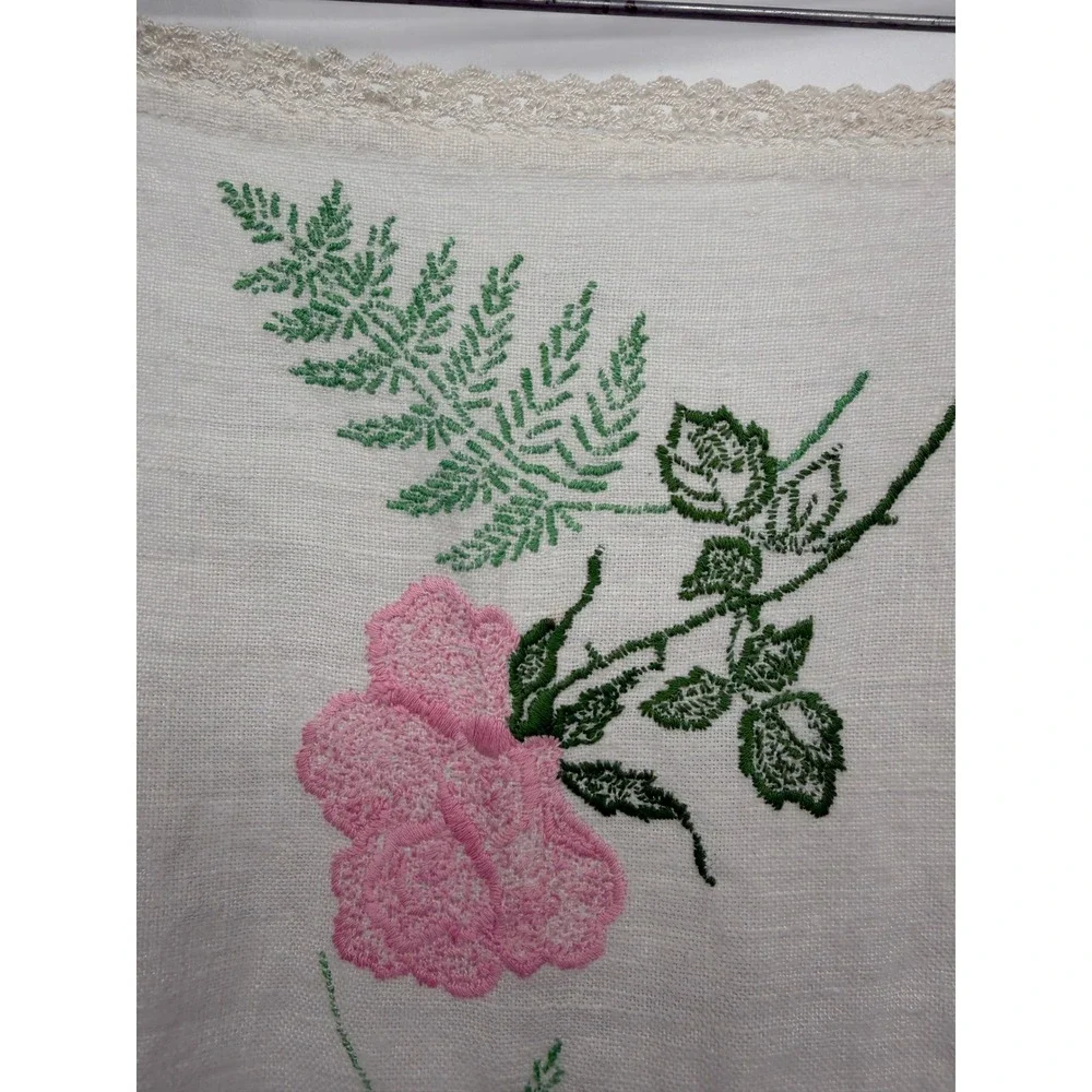 Vintage Embroidered Table Runner Dresser Scarf Floral Lace Trim Decor 35x12